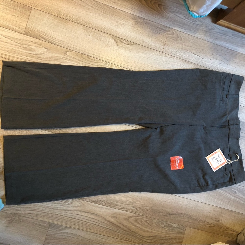 Bnwt women’s dockers grey dress pants trousers